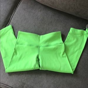 COPY - COPY - Lululemon reversible crops. Size 4